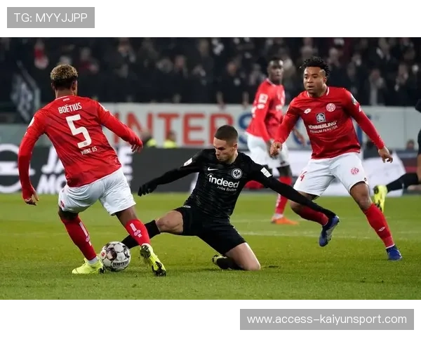 埃因霍温准备引入德甲未来速度链核心，开启足球科技新纪元